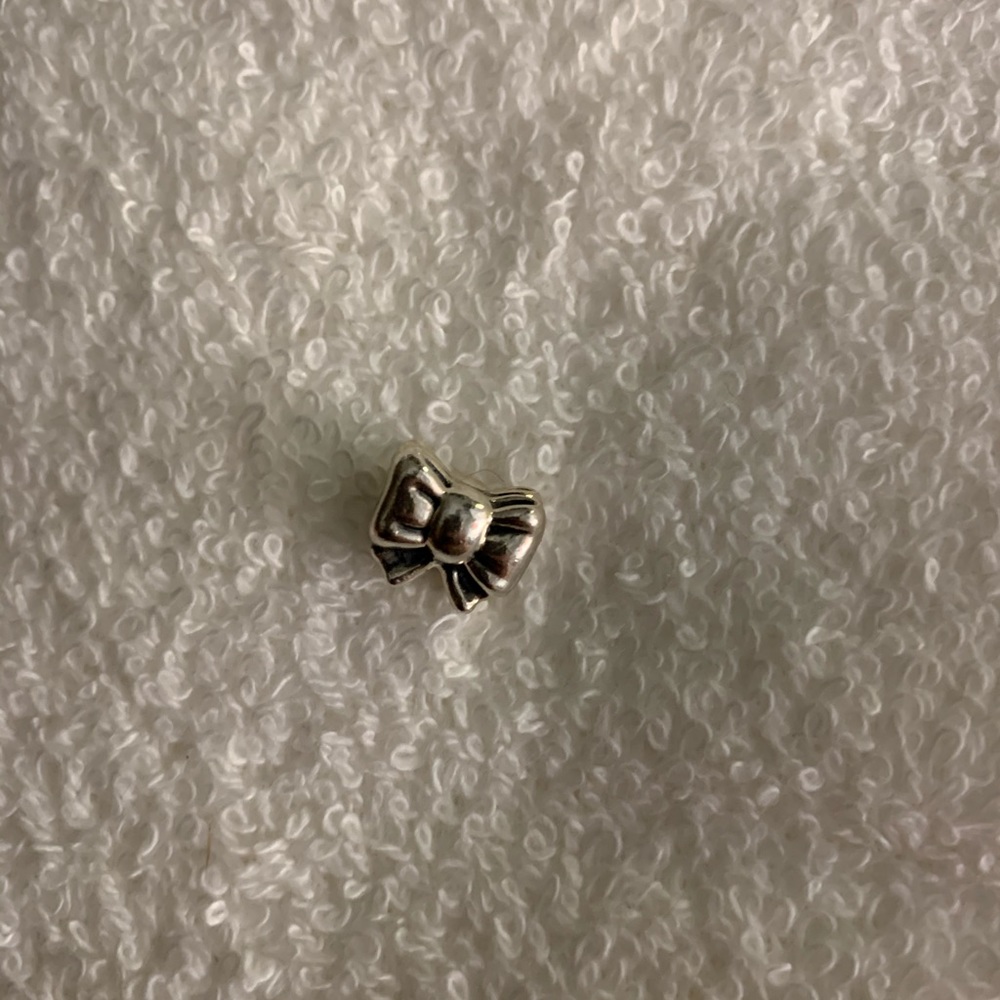 Pandora bow charm